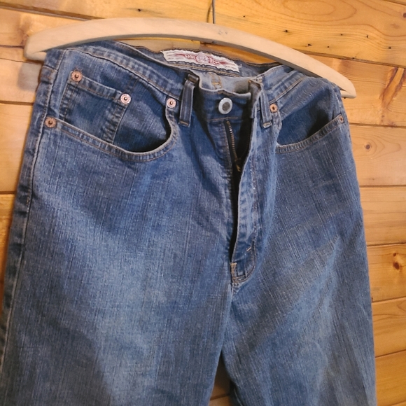 IKEDA • Highwaisted Jeans - Picture 6 of 7